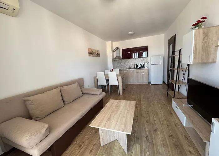 Vp Morski Briag Свети Влас